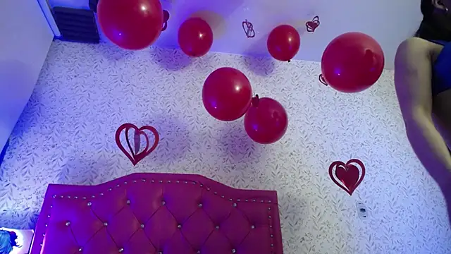 luly pink online show from 02-12-26, 03:39