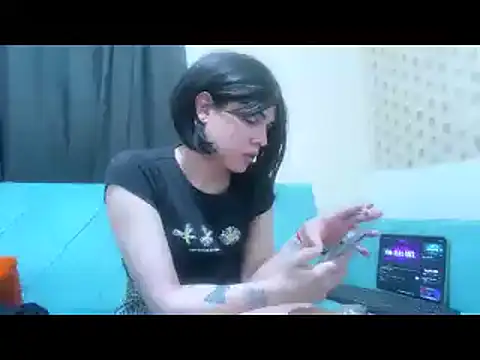 Arab tgirl online show from 12-20-24, 01:58