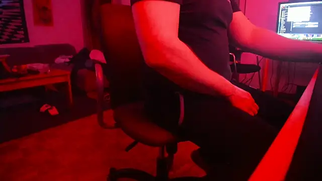 Snapshot of soulfuck92 chatting on 02-05-26, 04:19 soulfuck92 online show from 02-05-26, 04:19