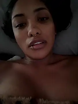 VictoireFeller online show from 01-13-26, 01:15