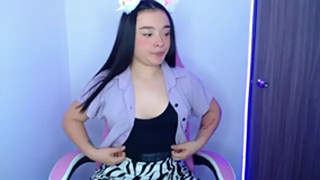 Snapshot of nahia__2 chatting on 10-21-25, 05:34 nahia 2 online show from 10-21-25, 05:34