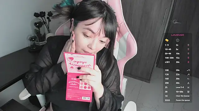 Snapshot of _hikaru_arimura chatting on 05-15-26, 02:53 hikaru arimura online show from 05-15-26, 02:53