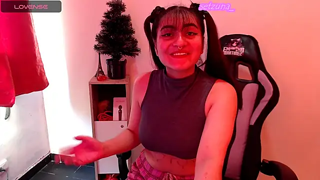 Snapshot of setzuna_ chatting on 12-08-24, 08:15 setzuna  online show from 12-08-24, 08:15