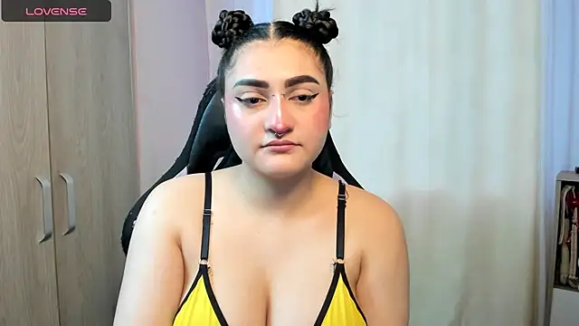 setzuna  online show from 11-09-25, 10:36