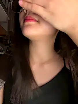 Krixxi22 online show from 11-02-25, 02:33