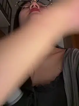 Krixxi22 online show from 09-12-25, 02:17