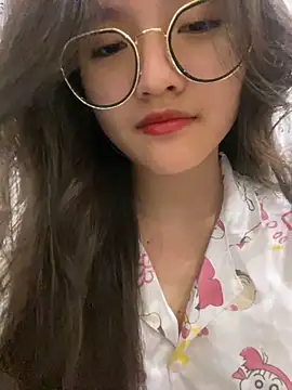 Krixxi22 online show from 03-21-25, 03:02