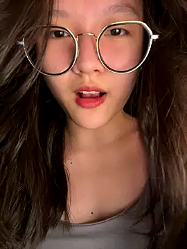 Krixxi22 online show from 09-09-25, 03:21