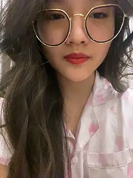 Krixxi22 online show from 03-17-25, 02:12