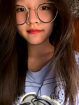 Krixxi22 online show from 10-09-25, 03:45