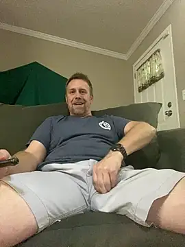 Snapshot of Realybigdill chatting on 07-18-26, 02:53 Realybigdill online show from 07-18-26, 02:53