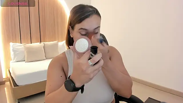 zoe danae  online show from 04-08-26, 12:28