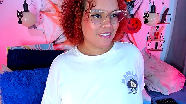 monicabbw  online show from 10-21-25, 12:11