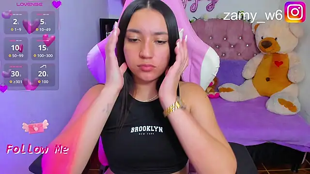 Snapshot of karla_cute01 chatting on 02-25-26, 04:01 karla cute01 online show from 02-25-26, 04:01