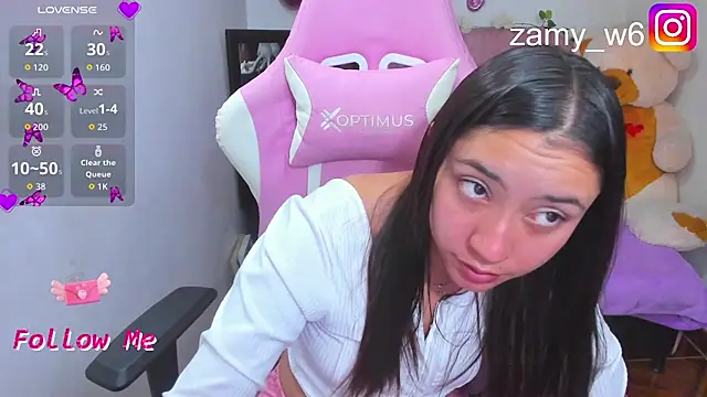 Snapshot of karla_cute01 chatting on 02-02-26, 05:06 karla cute01 online show from 02-02-26, 05:06