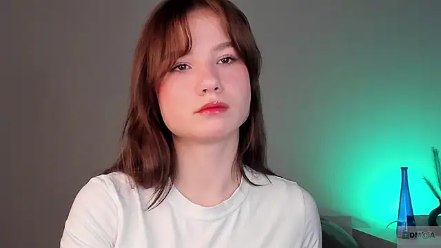 Snapshot of hey_tyanka chatting on 02-05-25, 10:01 hey tyanka online show from 02-05-25, 10:01