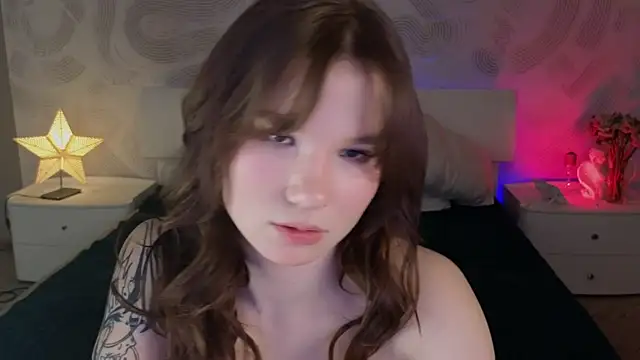Snapshot of hey_tyanka chatting on 02-20-25, 11:21 hey tyanka online show from 02-20-25, 11:21
