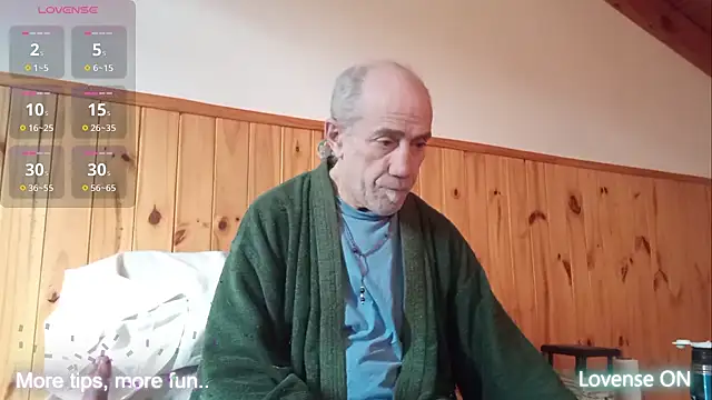 Snapshot of papifacu chatting on 09-29-25, 12:22 papifacu online show from 09-29-25, 12:22