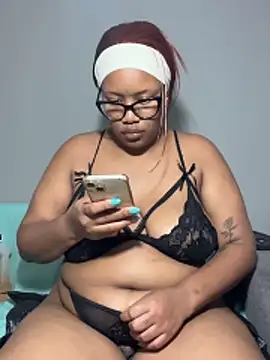 MimiCurves online show from 12-03-25, 10:14