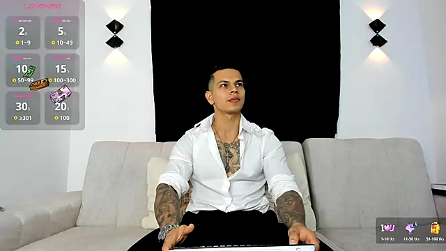 Aron Dark online show from 11-22-25, 11:47