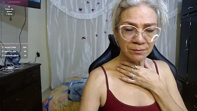 Snapshot of Giorgia_xue53 chatting on 03-06-25, 08:30 Giorgia xue53 online show from 03-06-25, 08:30
