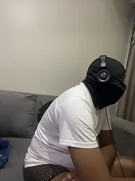 jaytee198610 online show from 04-30-26, 07:43