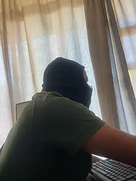 jaytee198610 online show from 03-11-26, 03:06