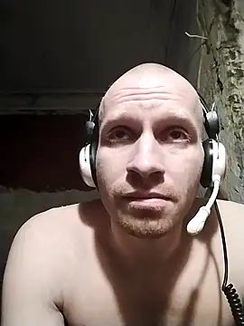 Snapshot of GoodSeksLove chatting on 03-15-25, 06:32 GoodSeksLove online show from 03-15-25, 06:32