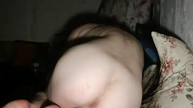 Snapshot of GoodSeksLove chatting on 09-27-25, 08:15 GoodSeksLove online show from 09-27-25, 08:15