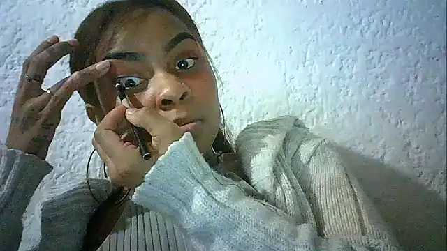 Bellabeltrann online show from 12-22-25, 11:43