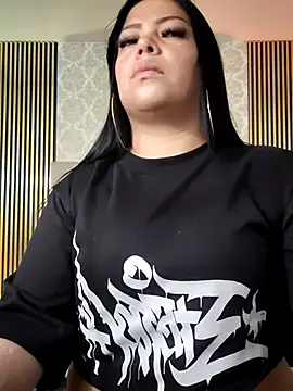 martinna tay online show from 04-07-26, 03:19