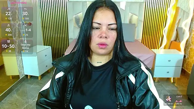 Snapshot of martinna_tay chatting on 02-11-26, 03:06 martinna tay online show from 02-11-26, 03:06