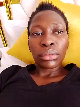 LOVELY-2BERRY online show from 09-15-25, 06:03