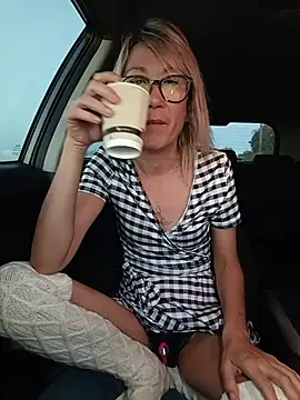 Timide girl2 online show from 10-26-25, 06:25