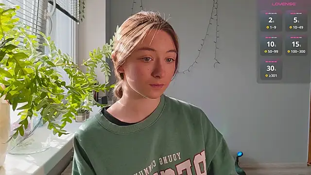 monlight  dana online show from 02-01-25, 09:54