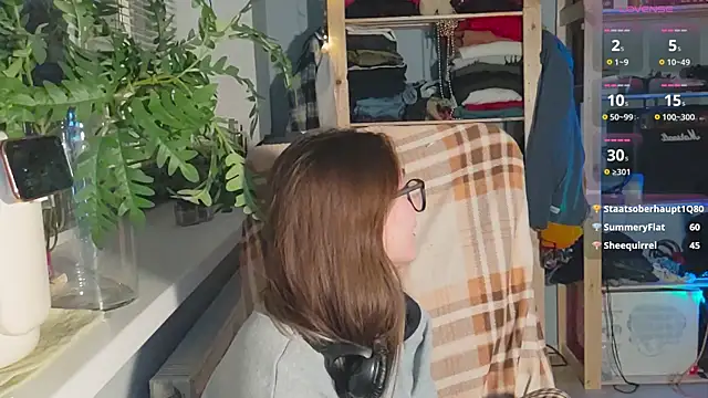 monlight  dana online show from 02-14-25, 05:36