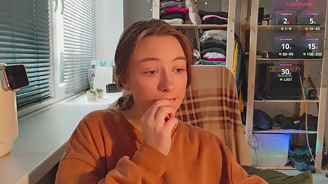 monlight  dana online show from 02-09-25, 11:47