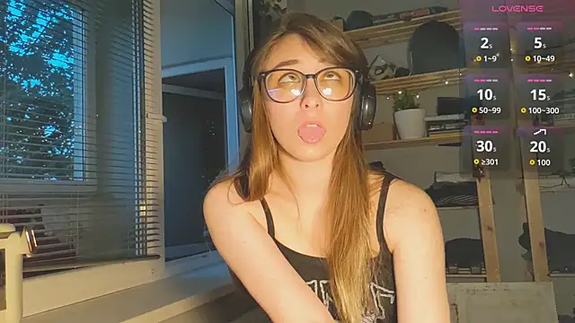 monlight  dana online show from 09-20-25, 04:56