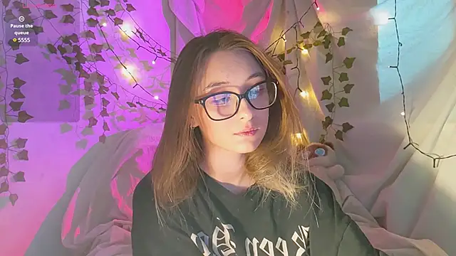 monlight  dana online show from 12-04-24, 09:12