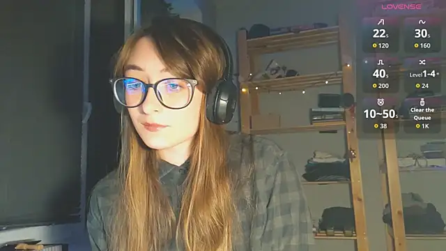 monlight  dana online show from 10-04-25, 08:43