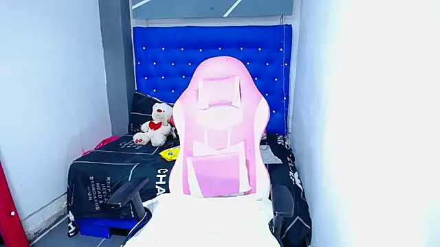 Mady Kolemam online show from 11-17-25, 08:46