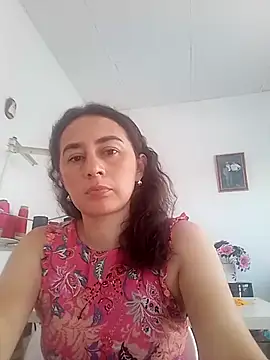 Snapshot of anita15love chatting on 10-31-25, 02:02 anita15love online show from 10-31-25, 02:02