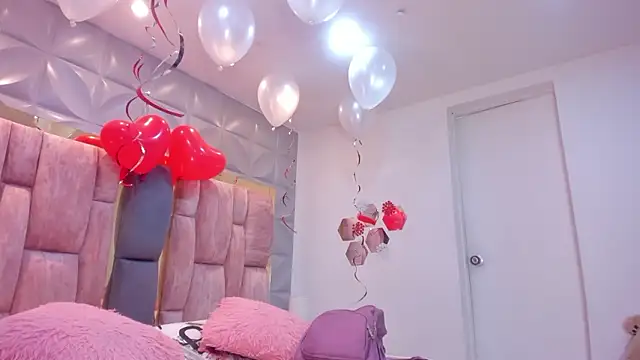 Charlotte Ice1 online show from 02-16-26, 03:43