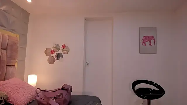 Charlotte Ice1 online show from 03-18-26, 03:46