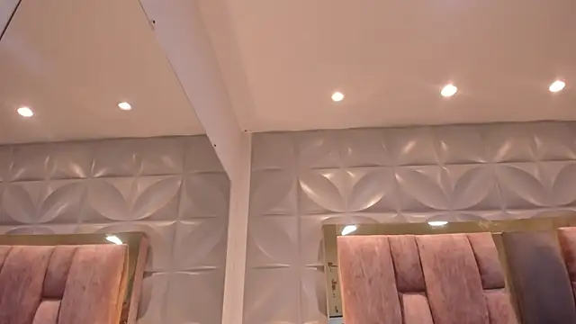 Charlotte Ice1 online show from 03-06-26, 03:40