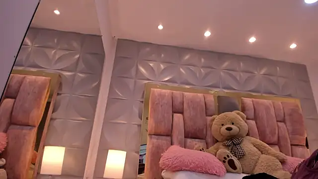 Charlotte Ice1 online show from 03-23-26, 03:01