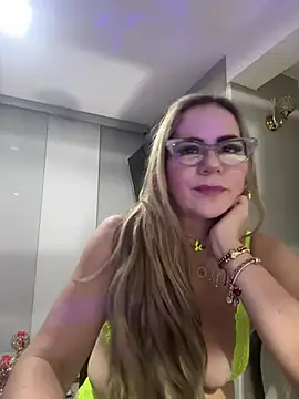 LARIANA RIVERA23 online show from 03-19-25, 06:14