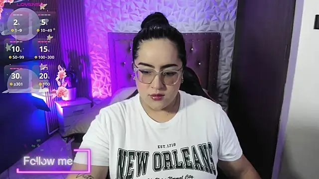 Sofiia davis23 online show from 07-08-26, 01:23