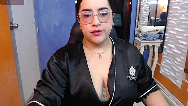 Sofiia davis23 online show from 05-07-26, 01:58