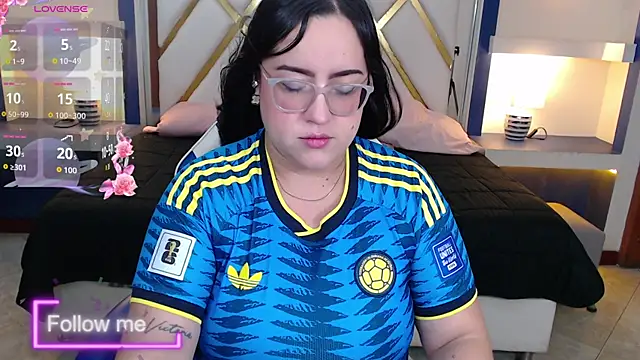 Sofiia davis23 online show from 07-07-26, 01:47